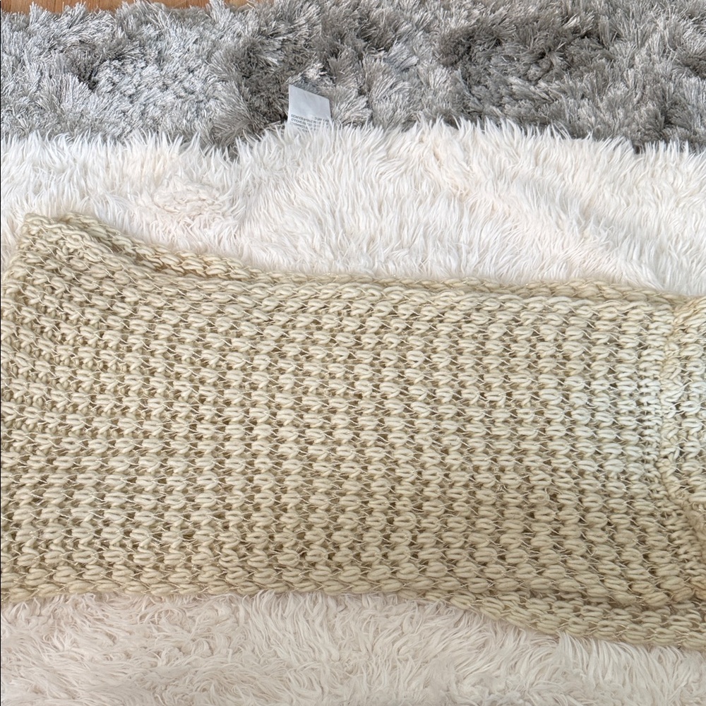 Elegant Cream Knit Turtleneck scarf